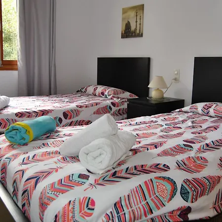 Fuer 2 Personen Und 4 By Interhome