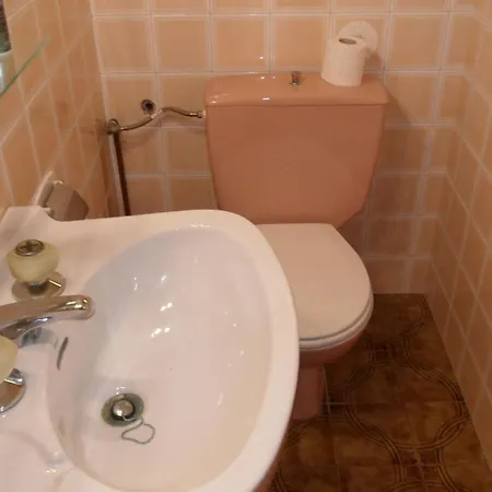 Fuer 2 Personen Und 4 By Interhome *