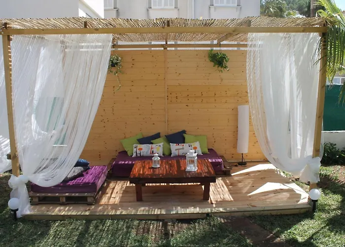 Fuer 2 Personen Und 4 By Interhome