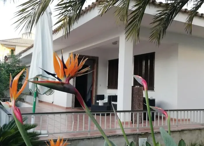 Fuer 2 Personen Und 4 By Interhome